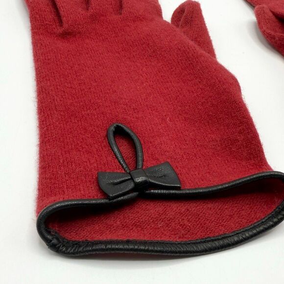 Dillard’s One Vintage Red Lambswool Cashmere Blend Driving Gloves Keyhole Bow - Picture 2 of 8
